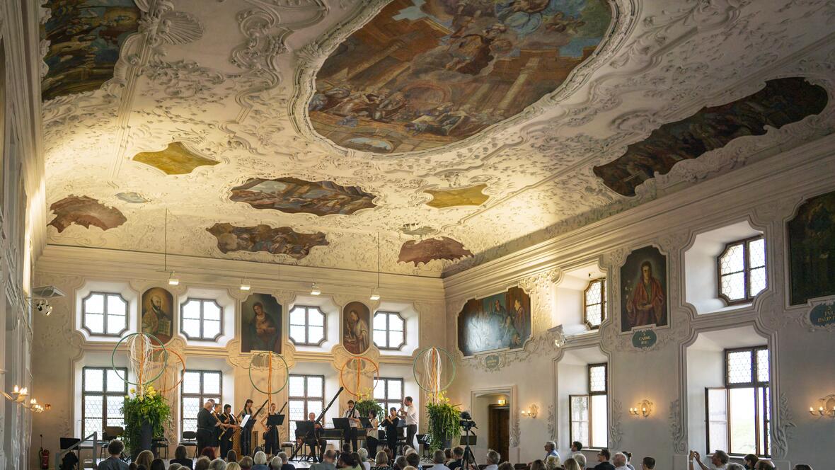 2022_kongregationssaal_decke_quer_hr_103a-c-dietmar_denger