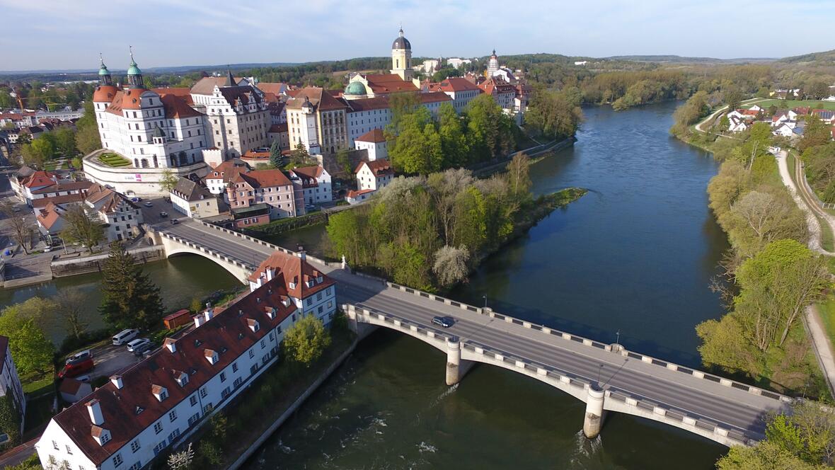 donaubruecke-gesamt-1