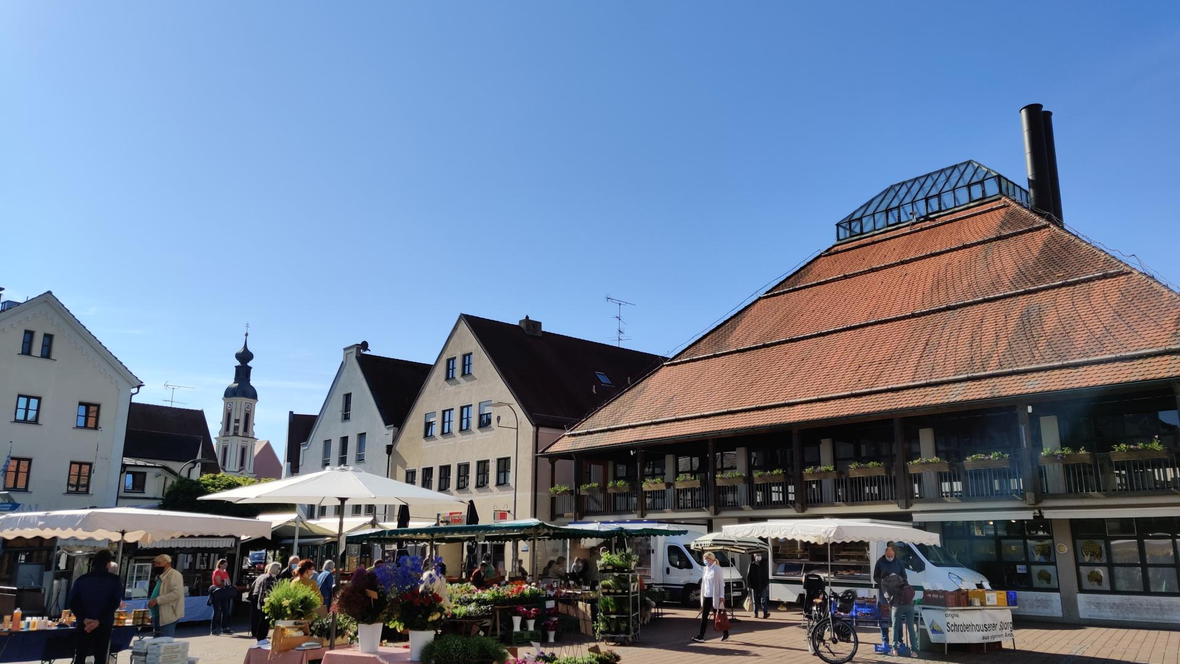 Blumenverkauf am Schrannenplatz zu Corona-Zeiten