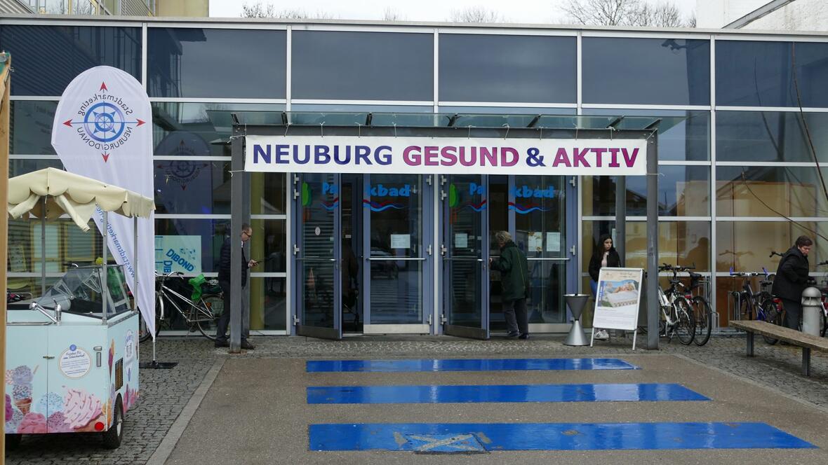 2018-03-10-1040337-eingang-zur-neuburger-gesund-aktiv-messe