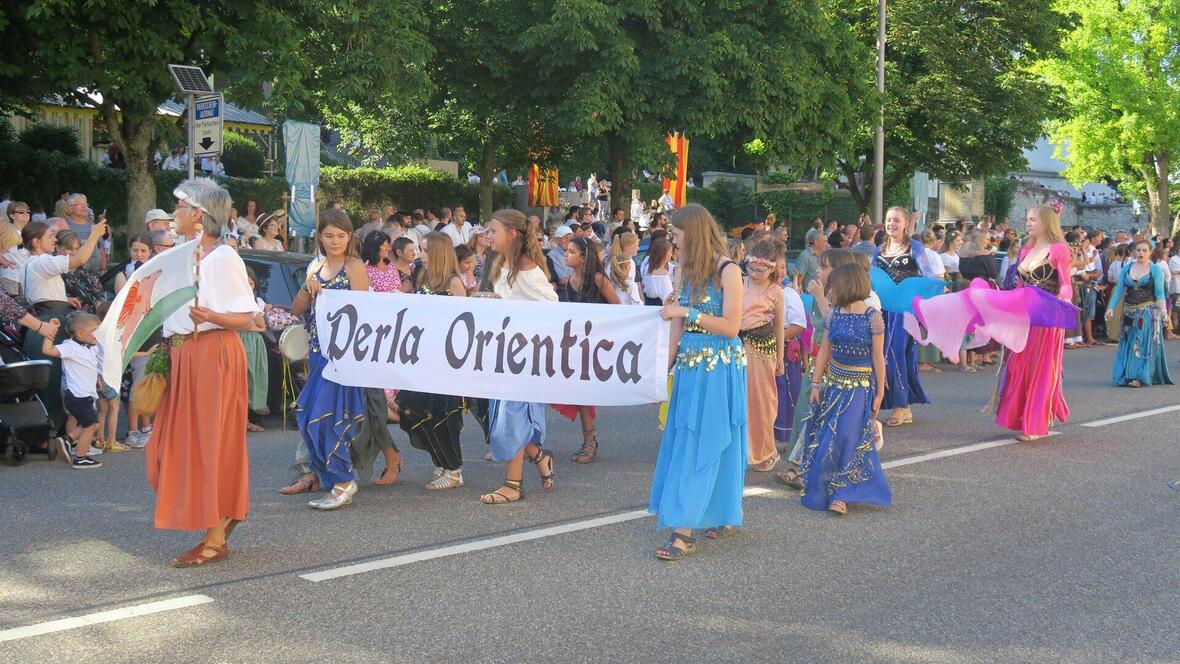 orientalische-tanzgruppe-perla-orientica