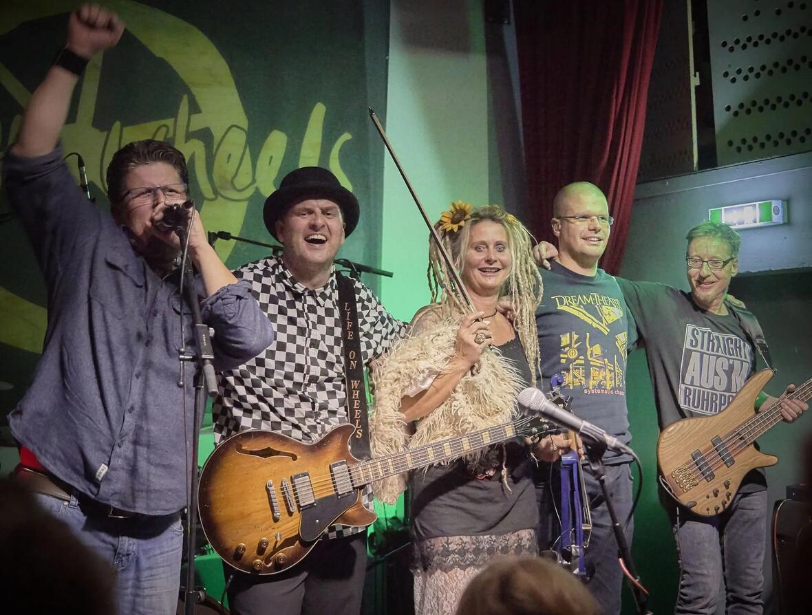 2025-10-01_23-50-57-vorankuendging_life_on_wheels_3