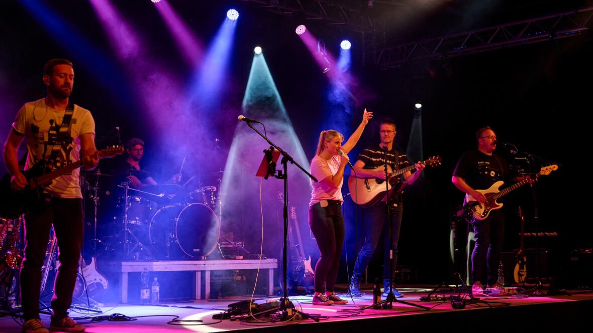 2026-04-28_09-01-11-1000205186