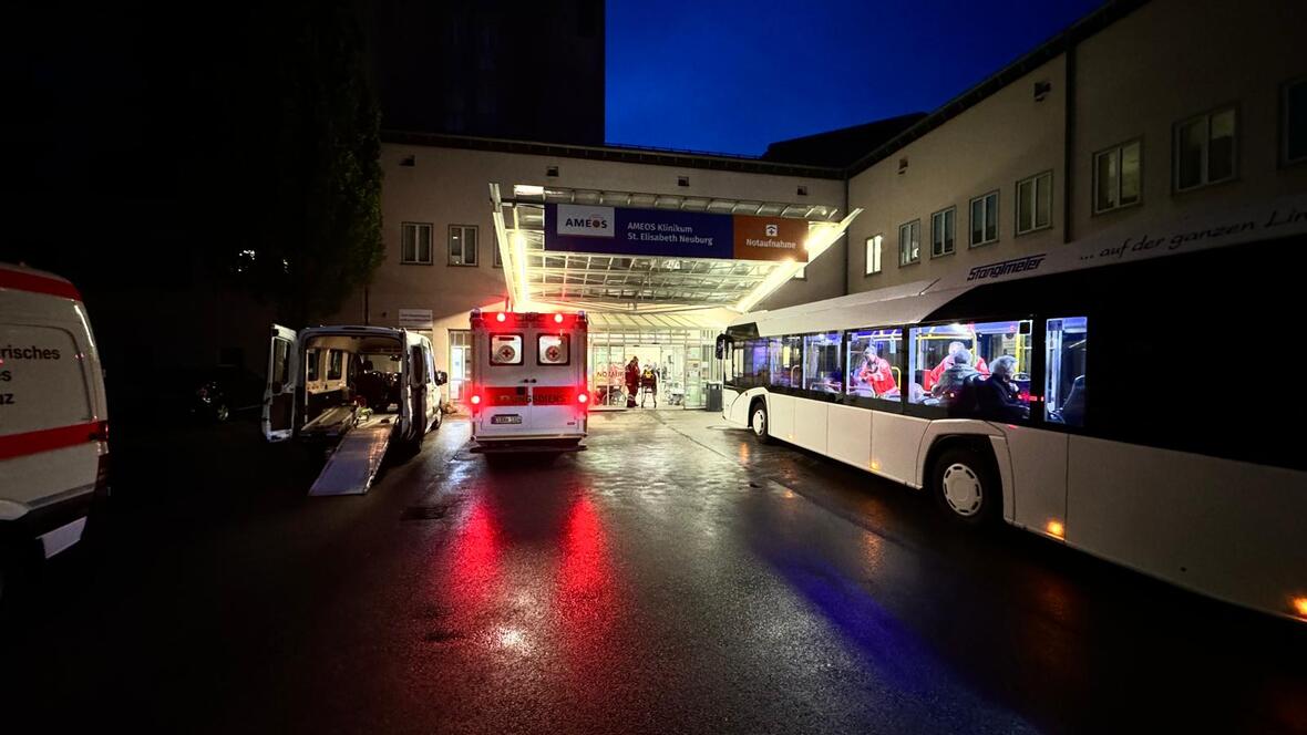 erfolgreiche-evakuierung_ameos-klinikum-st-elisabeth-neuburg