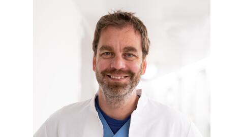 prof-dr-thomas-metterlein_ameos-klinikum-st-elisabeth-neuburg