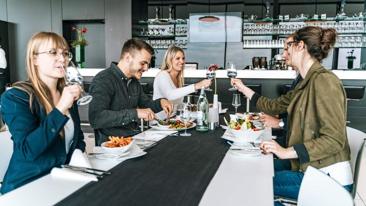 restaurant-des-audi-driving-experience-center-neuburg