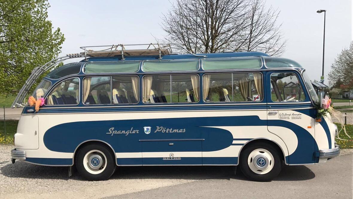 spangler-touristik-oldtimer-bus-fuer-besondere-anlaesse