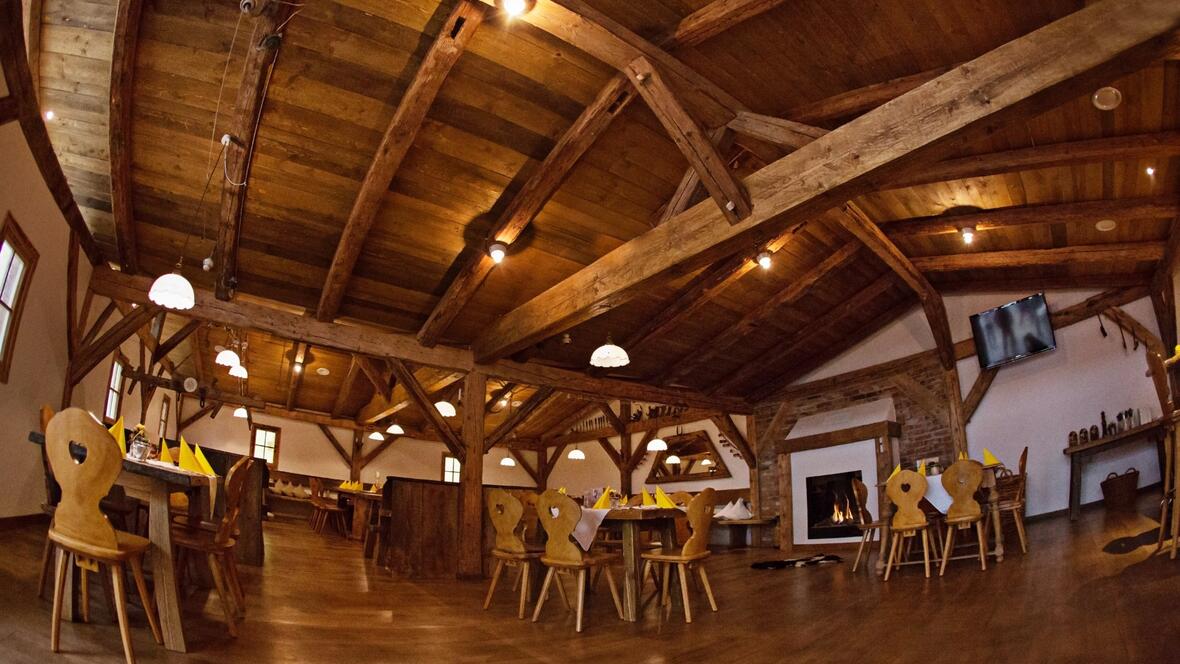sporthotel-neuburg-gaststube